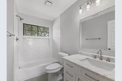 1227 Lake Estates Court, Sugar Land, TX 77498 - Photo 22