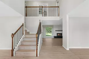 1227 Lake Estates Ct, Sugar Land, TX 77498 - Photo 4