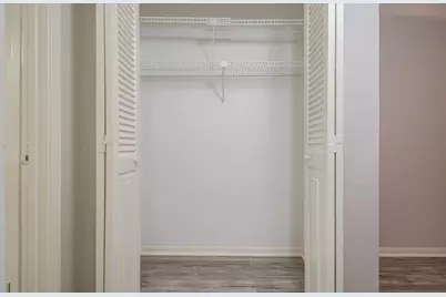 10110 Forum West Drive #523, Houston, TX 77036 - Photo 4