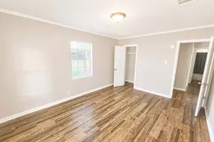 1107 9th Ave N, Texas City, TX 77590 - Photo 6