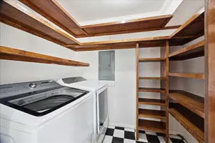 5819 Valley Forge Dr, Houston, TX 77057 - Photo 8