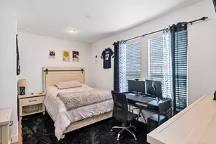 15150 Post Oak Fls Dr, Cypress, TX 77433 - Photo 8