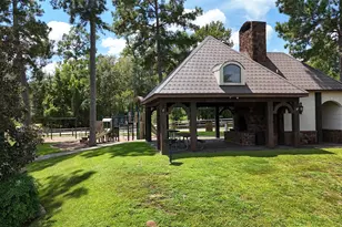 10332 Hunter Creek Ln, Conroe, TX 77304 - Photo 32