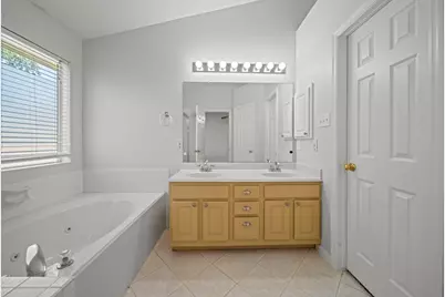 26 Maize Meadow Place, The Woodlands, TX 77381 - Photo 12