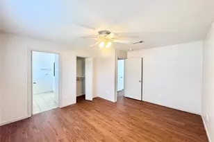 301 Enid St, Houston, TX 77009 - Photo 26