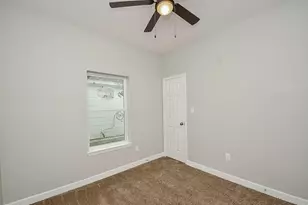 5621 Tommye St, Houston, TX 77028 - Photo 22