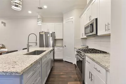 845 Fisher Street #A, Houston, TX 77018 - Photo 6