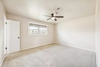 1807 Parkcrest Street, Alvin, TX 77511 - Photo 10