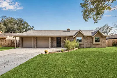 1807 Parkcrest Street, Alvin, TX 77511 - Photo 1