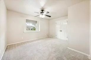 1807 Parkcrest St, Alvin, TX 77511 - Photo 8