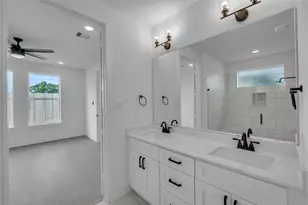 4320 Avron Dr, Stafford, TX 77477 - Photo 30