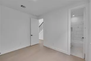 4320 Avron Dr, Stafford, TX 77477 - Photo 10