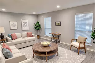 14333 Memorial Dr, Houston, TX 77079 - Photo 2