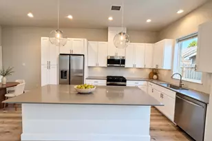 319 Charlock St, Houston, TX 77022 - Photo 6