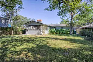 5907 Nancy Ann St, Houston, TX 77009 - Photo 18