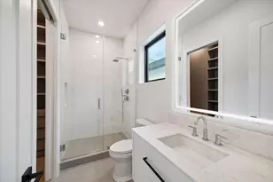 511 W Polk St, Houston, TX 77019 - Photo 28