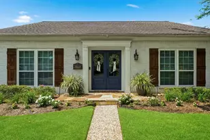 10002 Springwood Forest Dr, Houston, TX 77080 - Photo 2