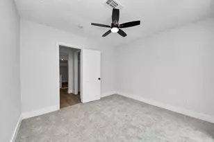 7427 Willow Oak Dr, Baytown, TX 77521 - Photo 16