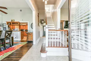 1421 Winnie St, Galveston, TX 77550 - Photo 4