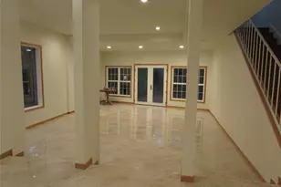 201 Vanderpool Ln, Houston, TX 77024 - Photo 14