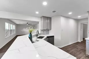 13619 Barons Lake Ln, Cypress, TX 77429 - Photo 10