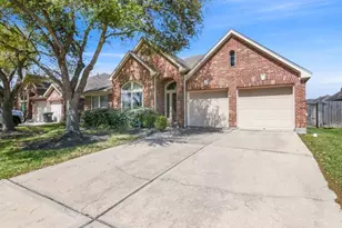 13615 Rainwater Dr, Pearland, TX 77584 - Photo 1