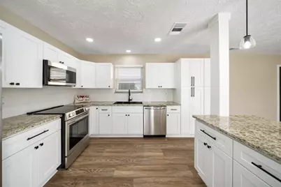 2804 Traveller Drive, League City, TX 77573 - Photo 6