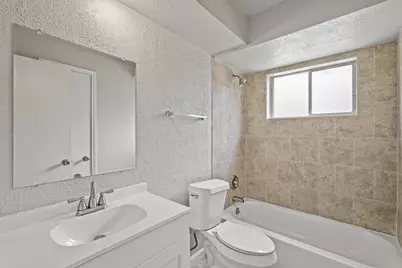 4319 Windrift Drive, Houston, TX 77066 - Photo 10