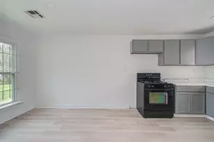 7622 Delavan Dr, Houston, TX 77028 - Photo 20