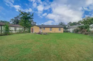 7622 Delavan Dr, Houston, TX 77028 - Photo 32