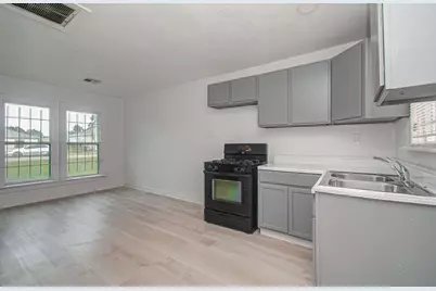7622 Delavan Drive, Houston, TX 77028 - Photo 26
