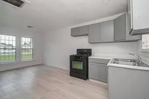 7622 Delavan Dr, Houston, TX 77028 - Photo 26