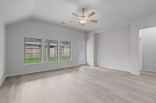 32522 Sweetgum Hollow Ct, Spring, TX 77386 - Photo 8