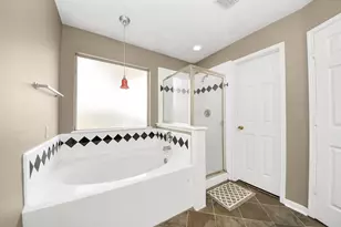 18318 Grove Brook Ln, Cypress, TX 77429 - Photo 24