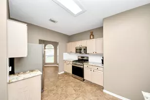 18318 Grove Brook Ln, Cypress, TX 77429 - Photo 14