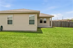 8438 Baywatch Cir, Baytown, TX 77523 - Photo 24