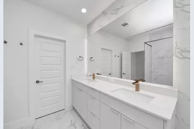 2216 Via Cami, Houston, TX 77051 - Photo 28