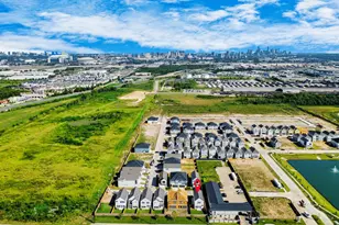 2216 Via Cami, Houston, TX 77051 - Photo 36