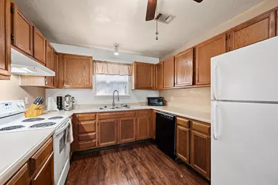 409 McPhail Street, Tomball, TX 77375 - Photo 10