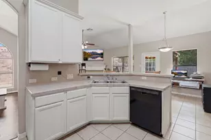 8032 N Tarrytown Crossing Dr, Conroe, TX 77304 - Photo 28