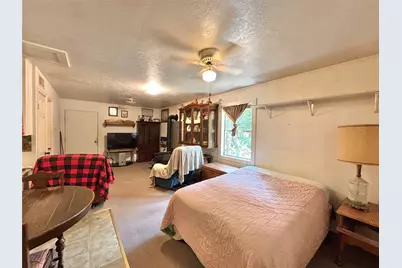 713 County Road 4525, Warren, TX 77664 - Photo 10