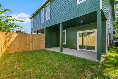 404 Forest Hill Boulevard #A, Houston, TX 77011 - Photo 1