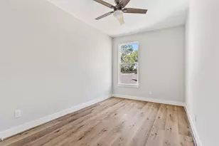 404 Forest Hill Blvd, Houston, TX 77011 - Photo 24