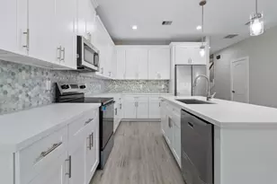 404 Forest Hill Blvd, Houston, TX 77011 - Photo 10