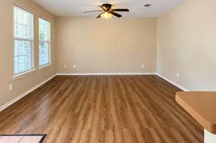 3307 Jerome St, Dallas, TX 75223 - Photo 2