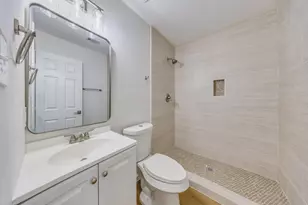 7954 Glenvista St, Houston, TX 77061 - Photo 10