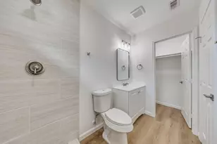 7954 Glenvista St, Houston, TX 77061 - Photo 8