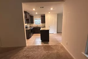 10781 Castle Rock Dr, Cleveland, TX 77328 - Photo 4