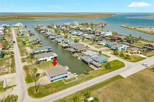 202 Schooner Dr, Freeport, TX 77541 - Photo 40