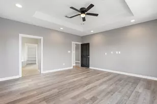863 Bunkhouse Trail, Angleton, TX 77515 - Photo 20